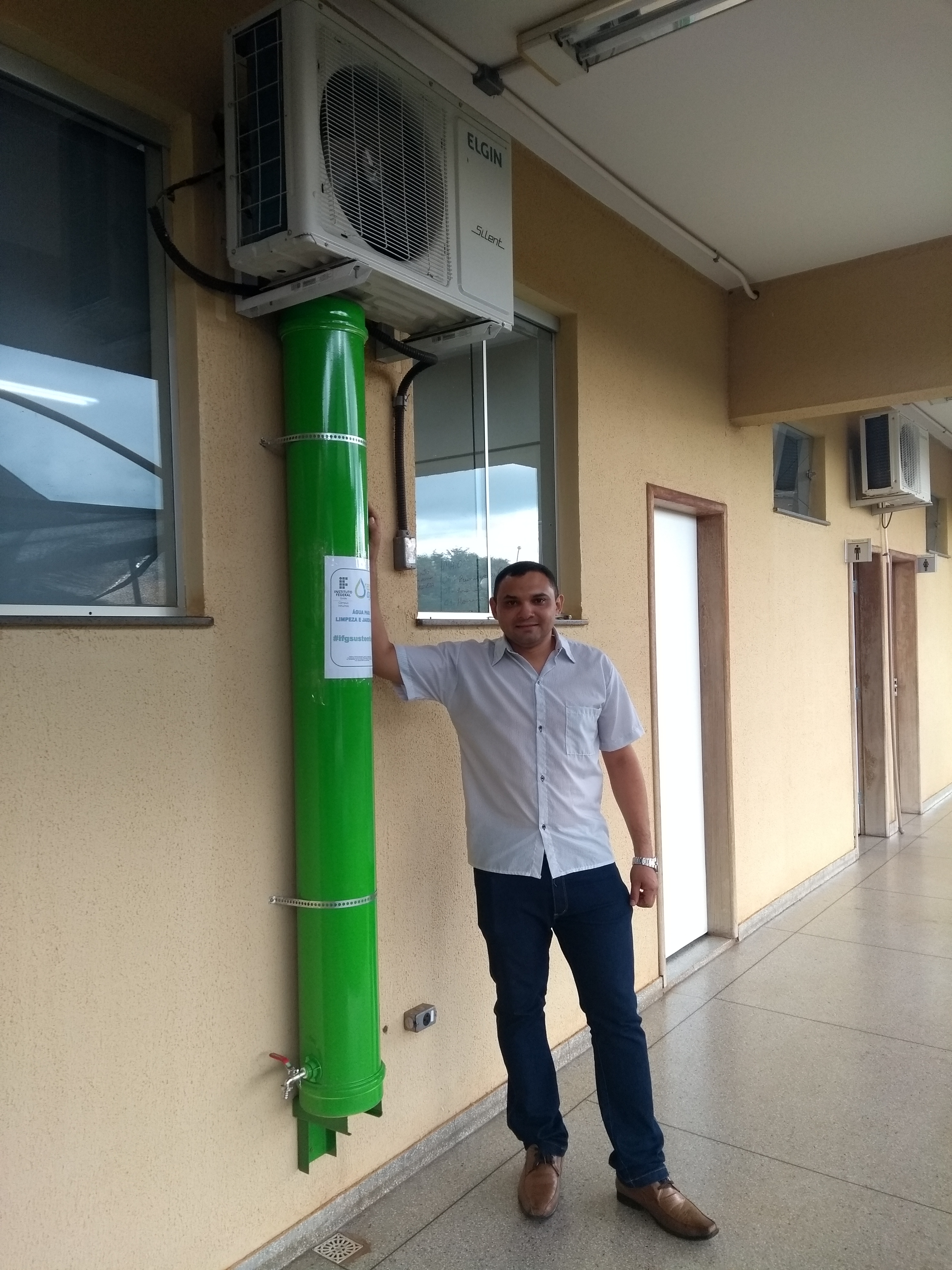 Servidor Aldo Brito mostra
